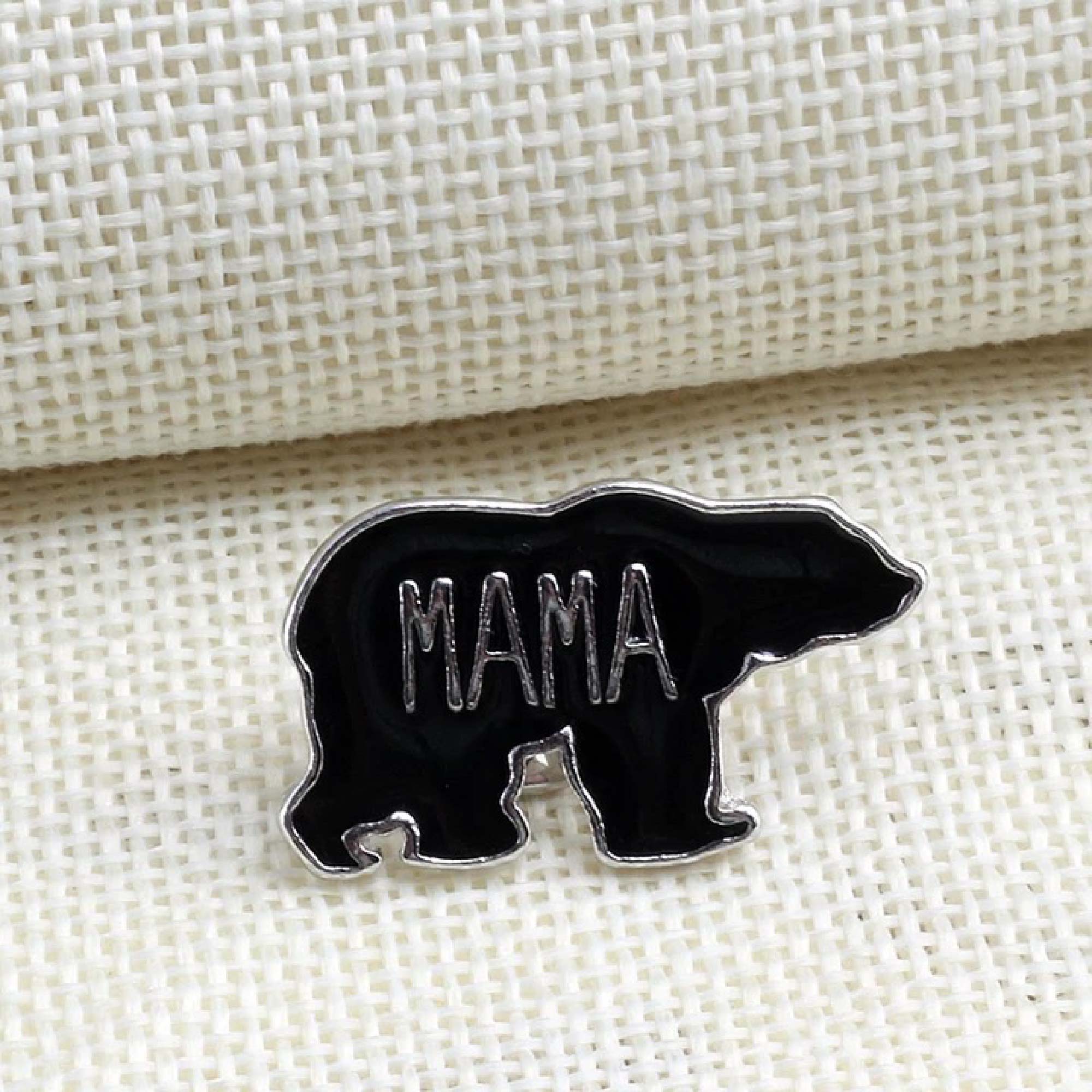 Enamel Pin - Mama Bear Adorable Mom Life Badge Gift