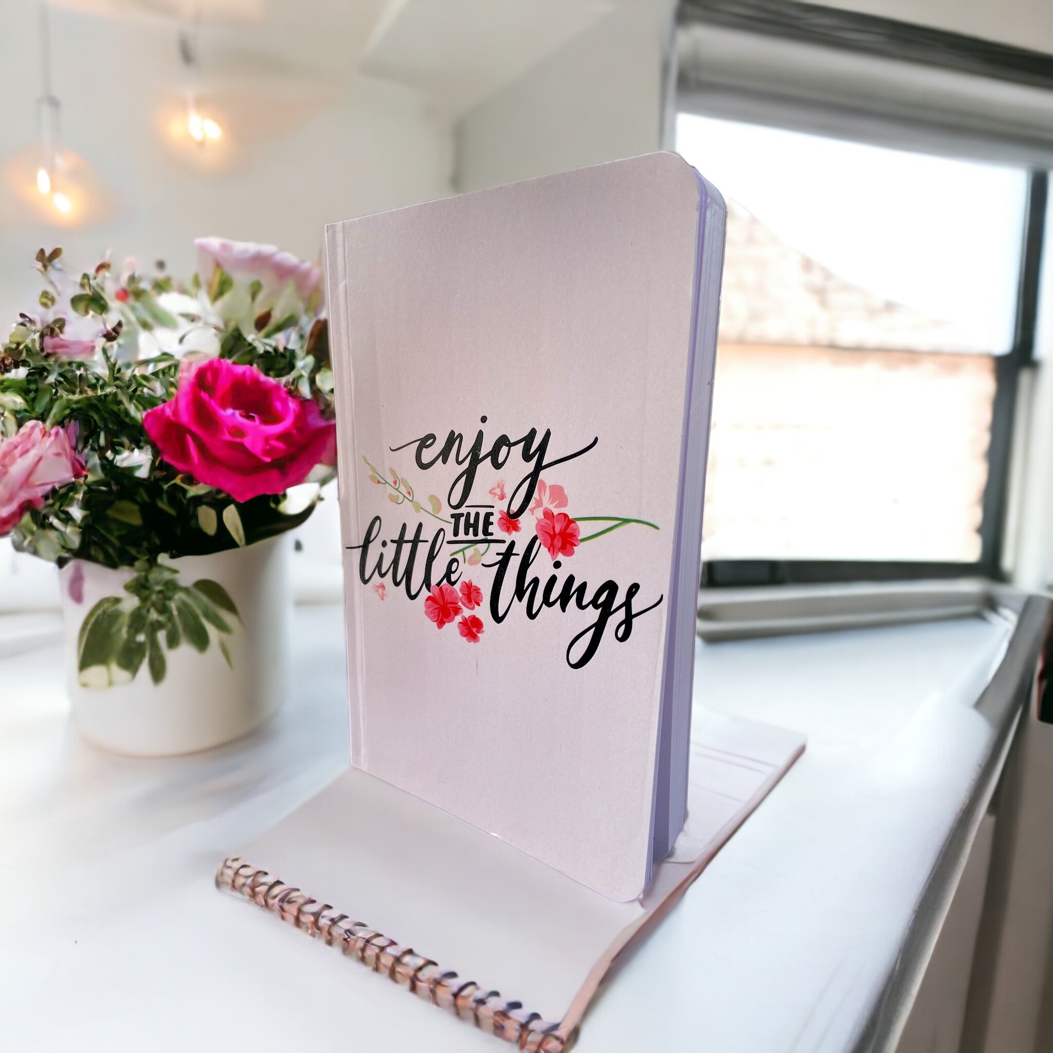 Notebook – Enjoy The Little Things | Cute Daily Gratitude Notebook