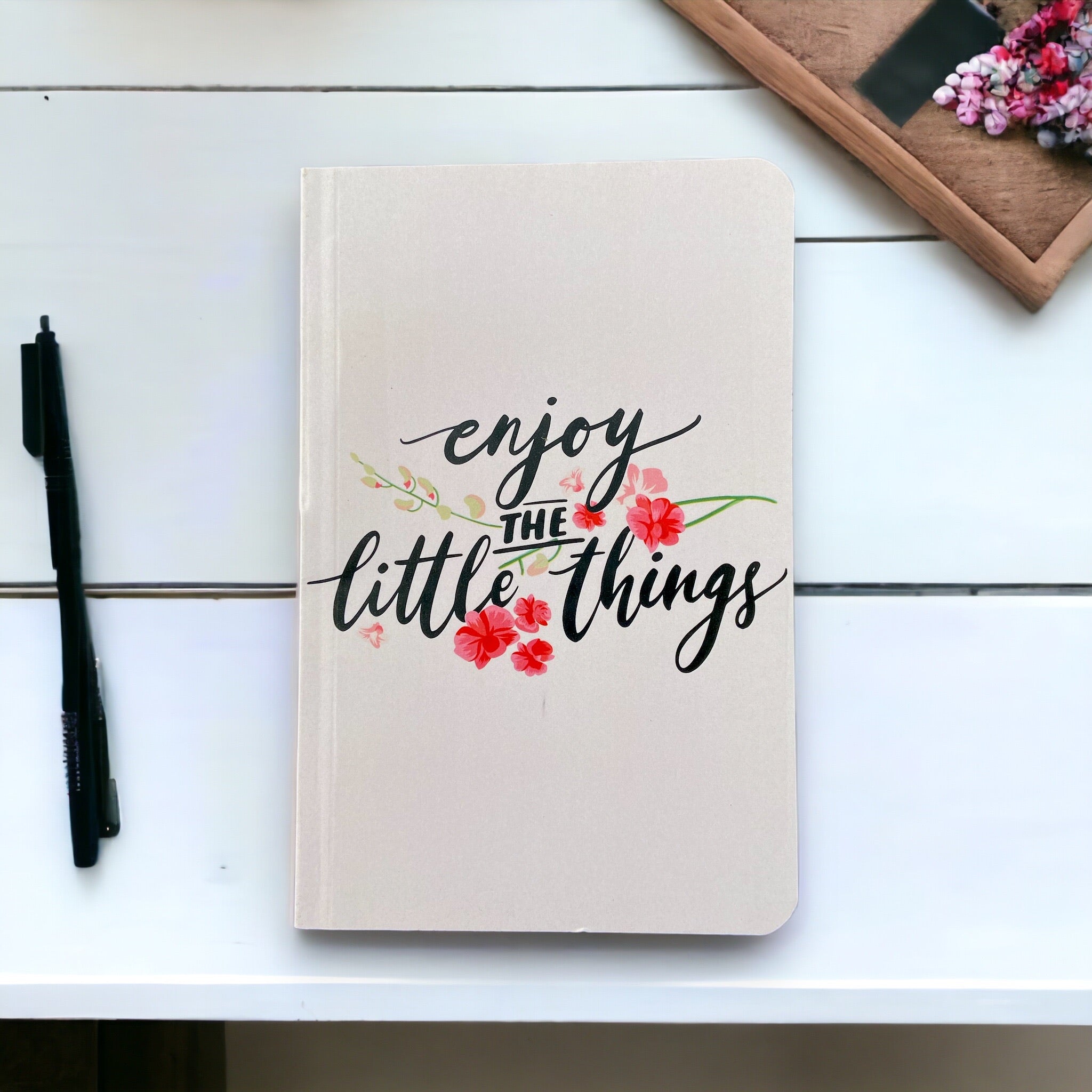 Notebook – Enjoy The Little Things | Cute Daily Gratitude Notebook